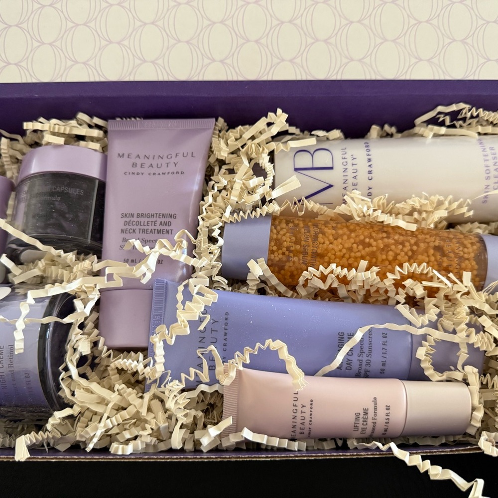 Meaningful Beauty Deluxe Face & Neck Skin System by Cindy Crawford